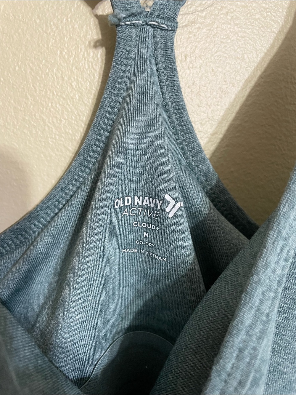Old Navy Athletic Romper cloud plus go dry size medium - Picture 2 of 5